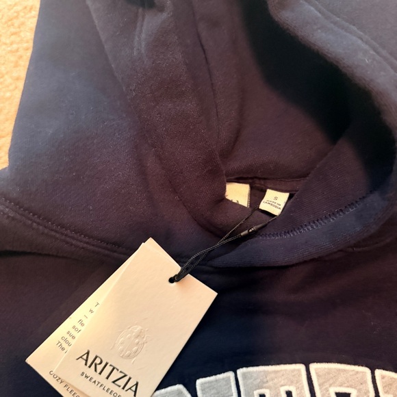 NWT aritzia Cozy Sweatfleece Perfect Hoodie size s - Picture 9 of 11